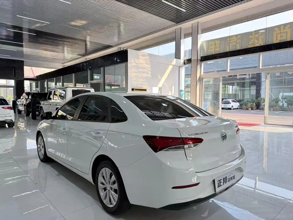 Buick Excelle — миниатюра 5