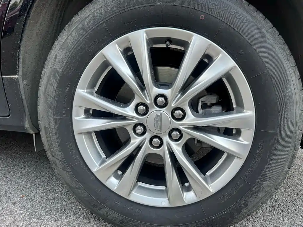 Cadillac XT5 — миниатюра 10