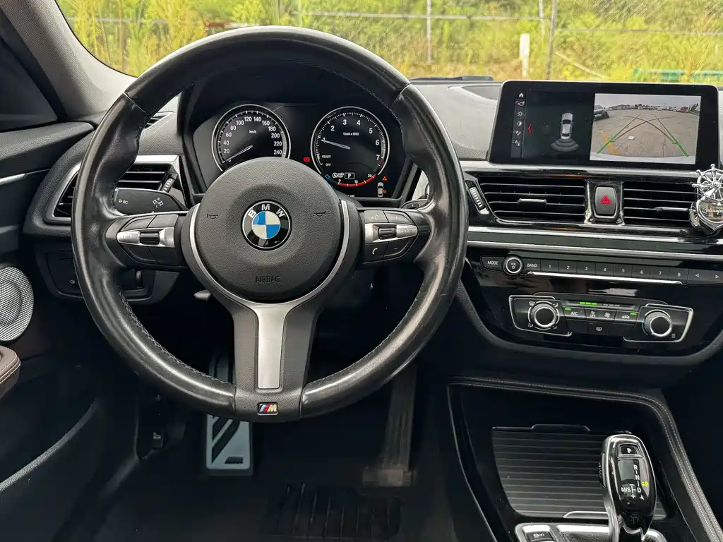 BMW 1 Series — миниатюра 17