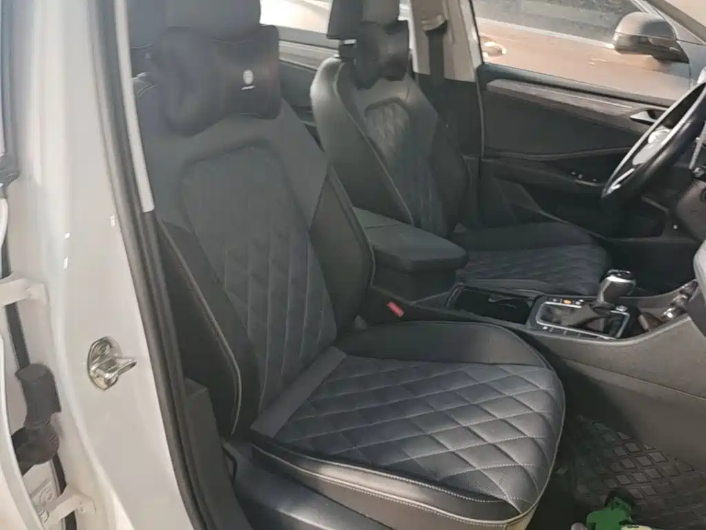 Volkswagen Sagitar — миниатюра 25