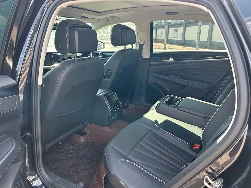 Volkswagen Passat — миниатюра 5