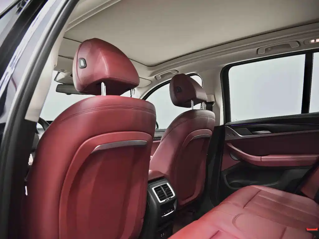 BMW X3 — миниатюра 17