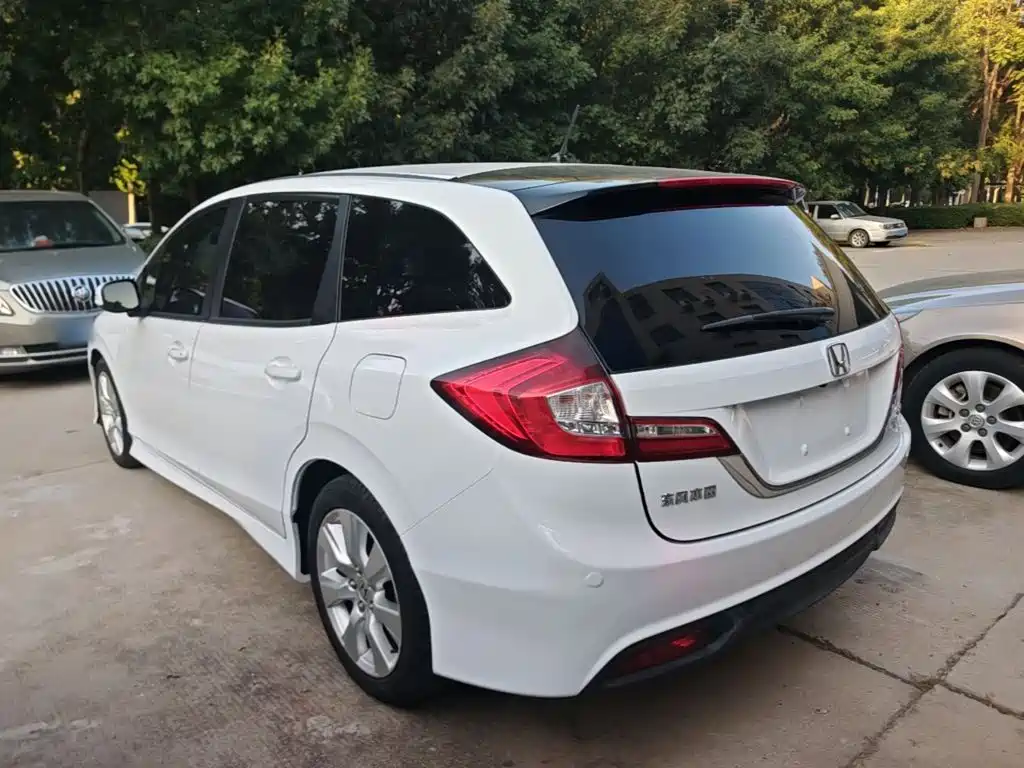 Honda Jade — миниатюра 5