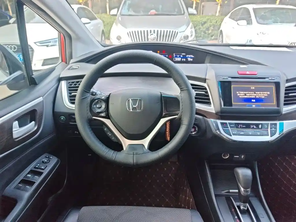 Honda Jade — миниатюра 11