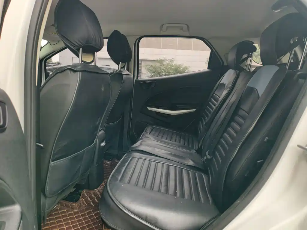 Ford Ecosport — миниатюра 7