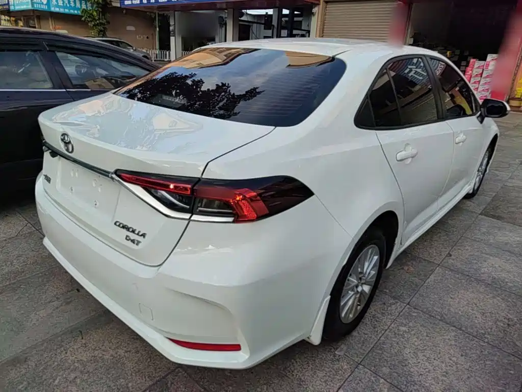 Toyota Corolla — миниатюра 7