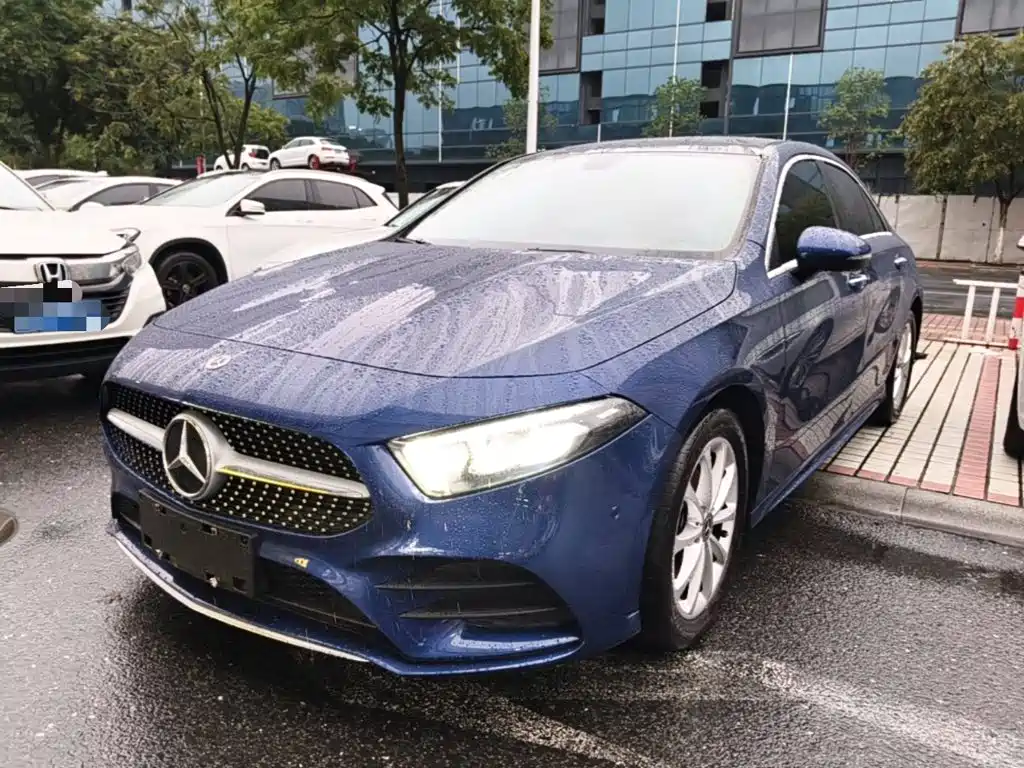 Mercedes-Benz A-Class — миниатюра 2