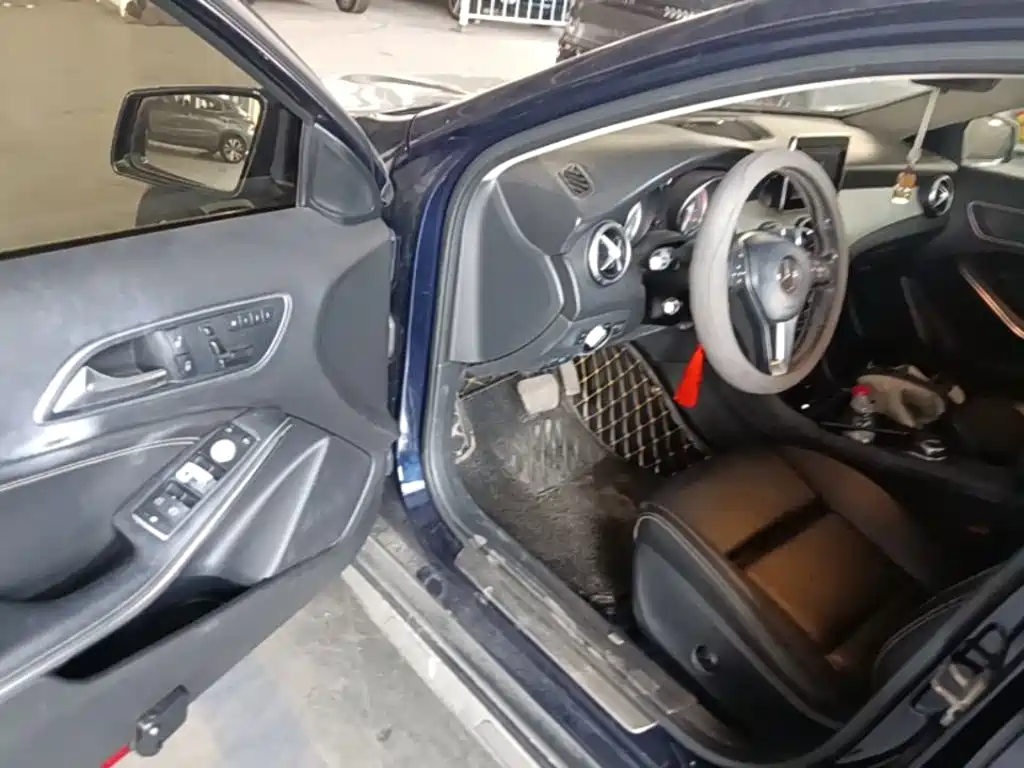 Mercedes-Benz GLA — миниатюра 16