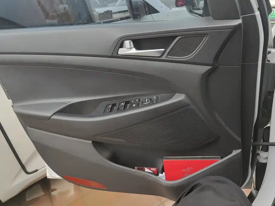 Hyundai Tucson — миниатюра 7