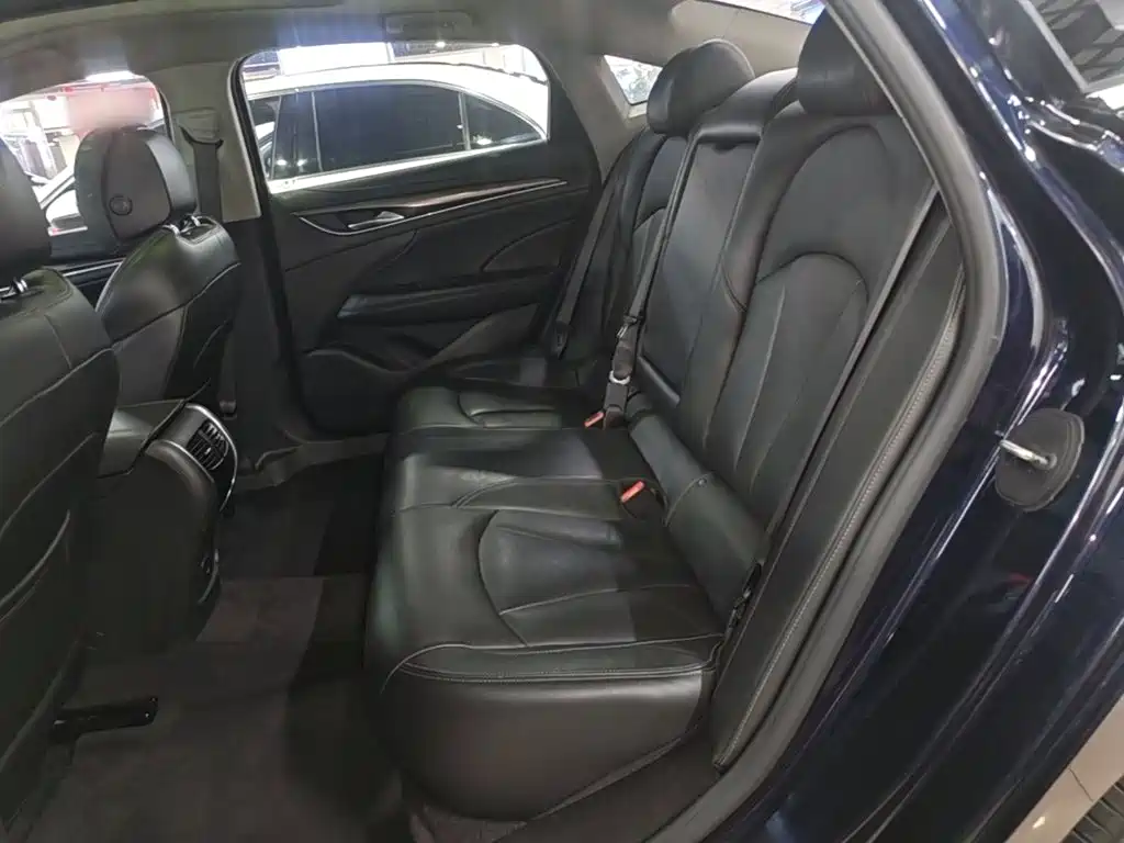 Buick LaCrosse — миниатюра 17