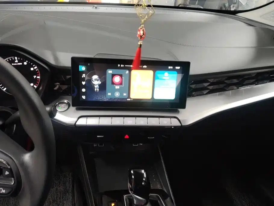 MG MG5 — миниатюра 13