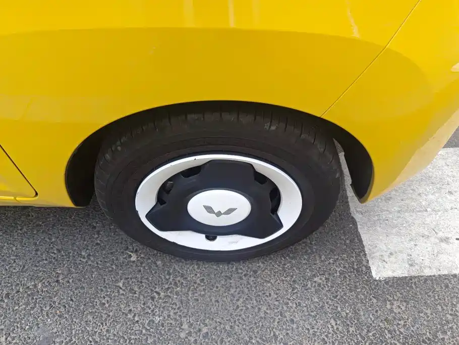 Wuling MINIEV — миниатюра 6