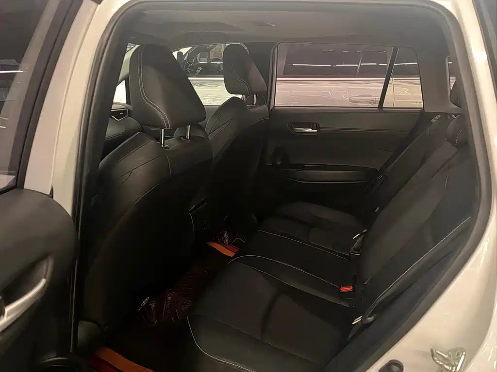 Toyota Frontlander — миниатюра 6
