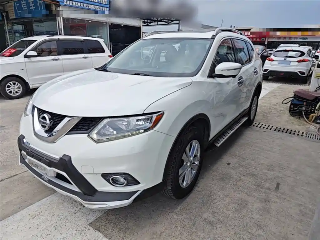 Nissan X-Trail 2014 2.0L CVT Comfort 2WD