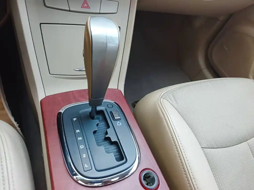 Roewe 350 — миниатюра 14