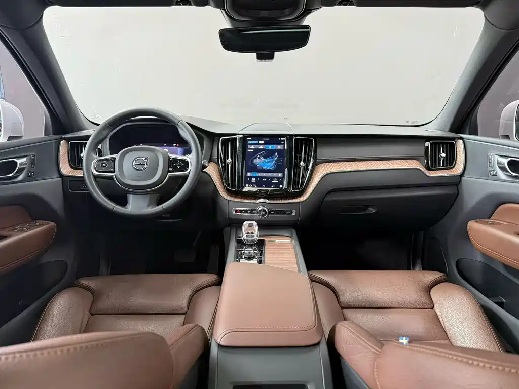 Volvo XC60 — миниатюра 5