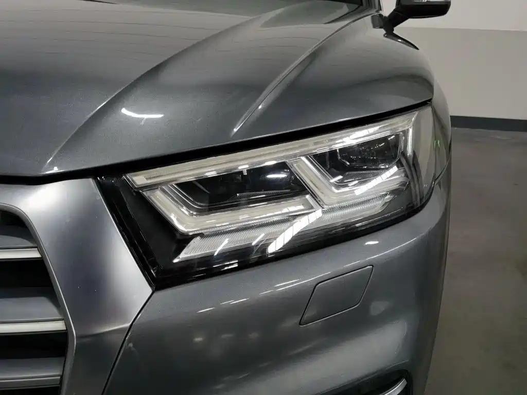 Audi Q5L — миниатюра 7