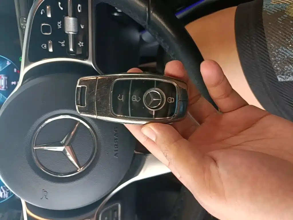 Mercedes-Benz GLB — миниатюра 9