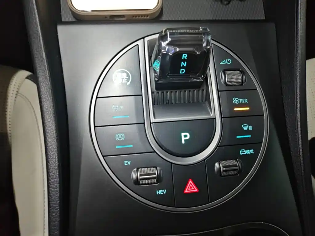 BYD Seal 05 DM-i — миниатюра 14
