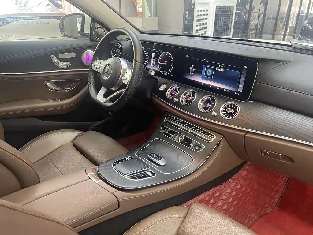 Mercedes-Benz E-Class — миниатюра 15