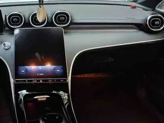 Mercedes-Benz C-Class — миниатюра 8