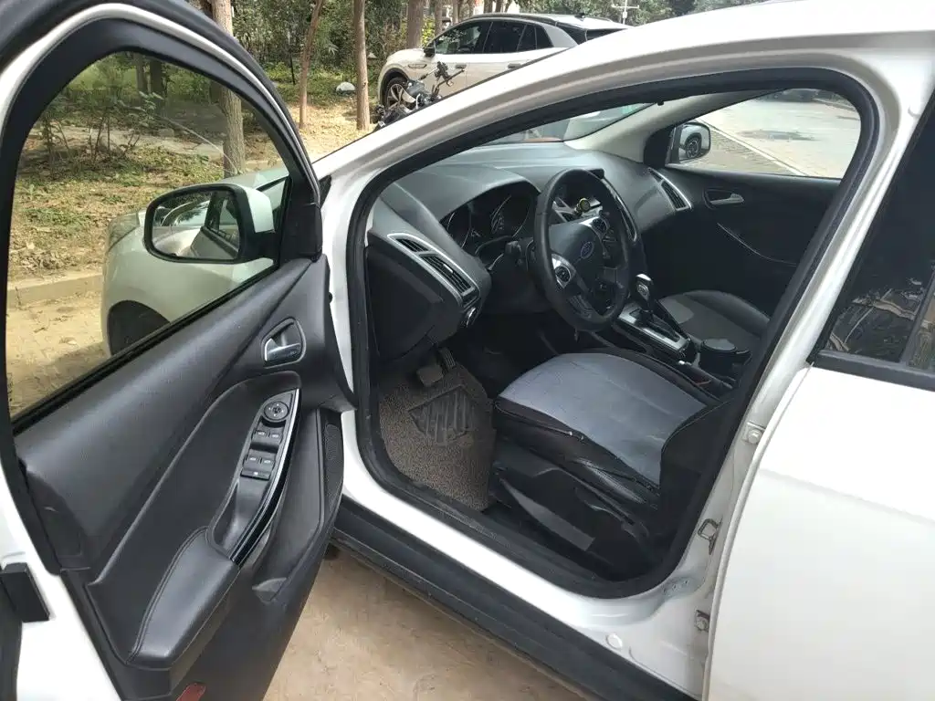 Ford Focus — миниатюра 17