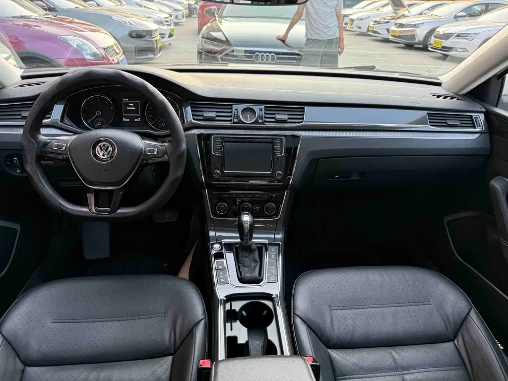 Volkswagen Passat — миниатюра 15