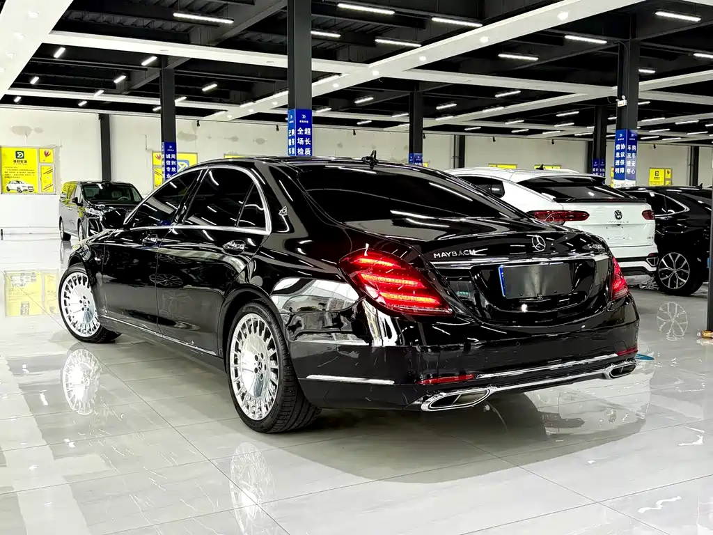 Mercedes-Benz S-Class — миниатюра 7