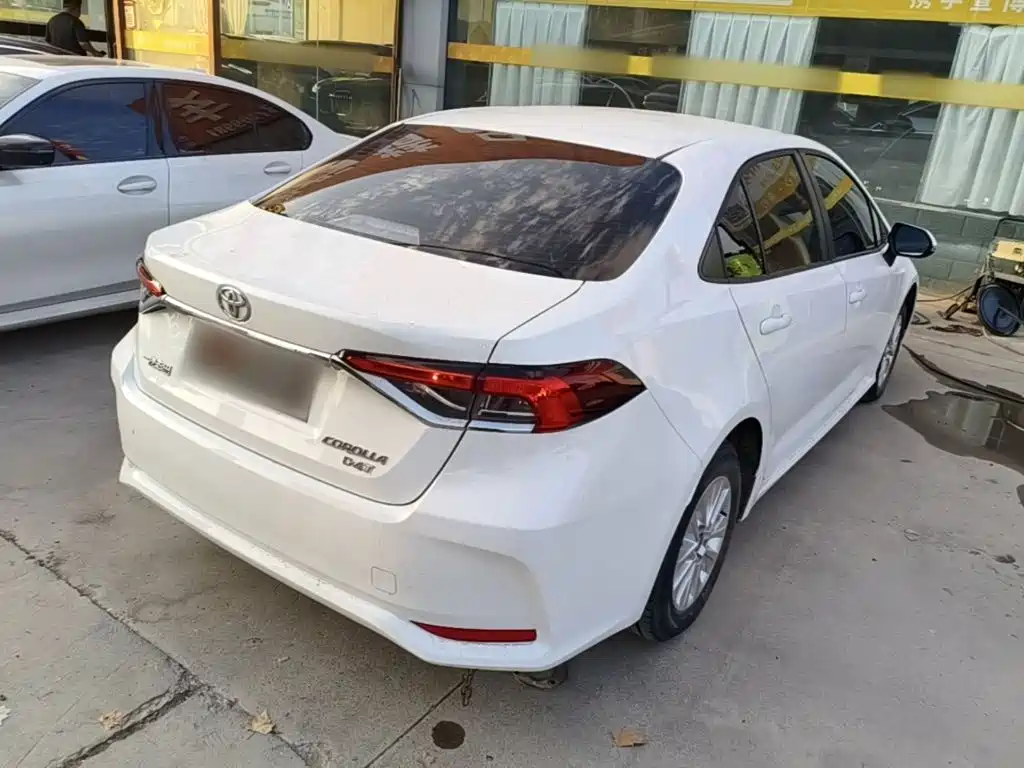 Toyota Corolla — миниатюра 7