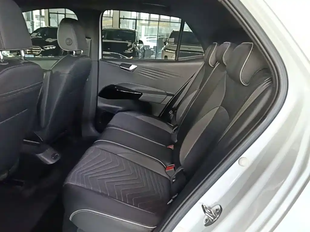 Volkswagen ID.3 — миниатюра 17