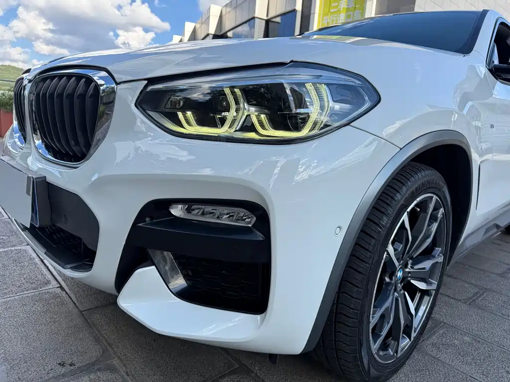 BMW X4 — миниатюра 13