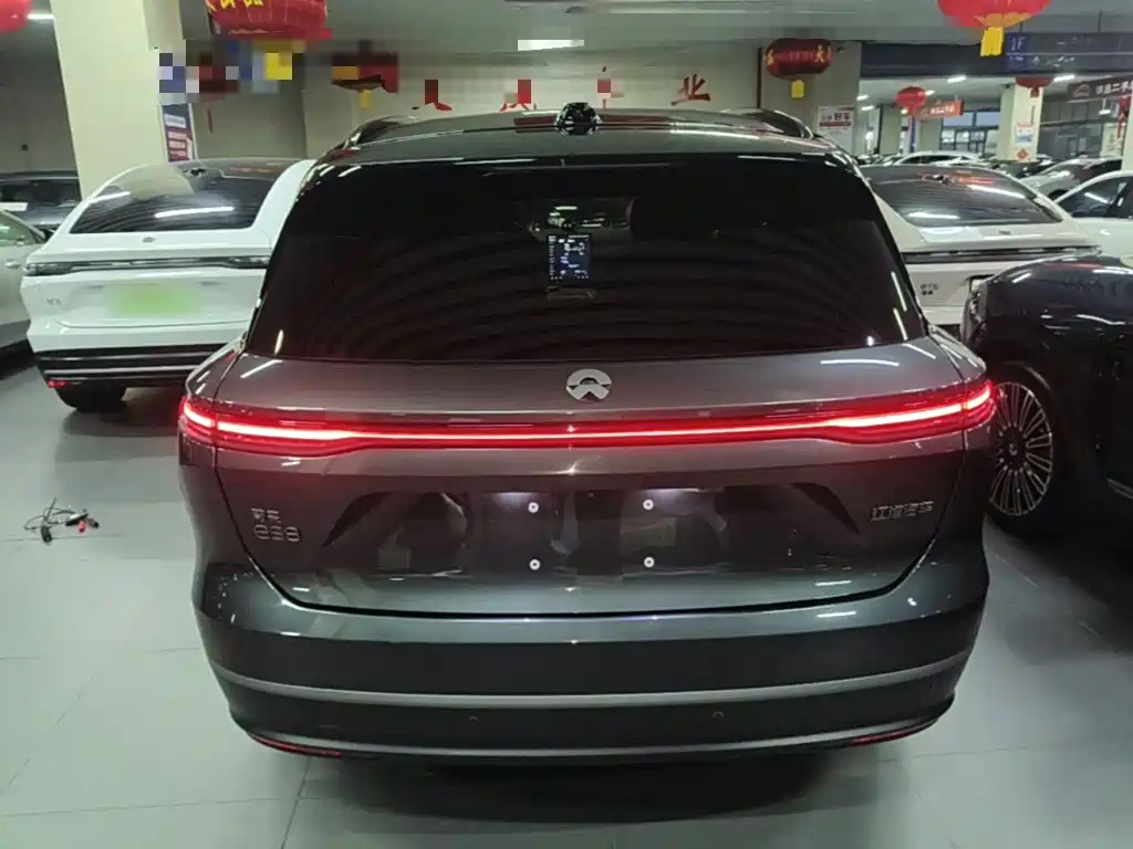 NIO ES8 — миниатюра 6