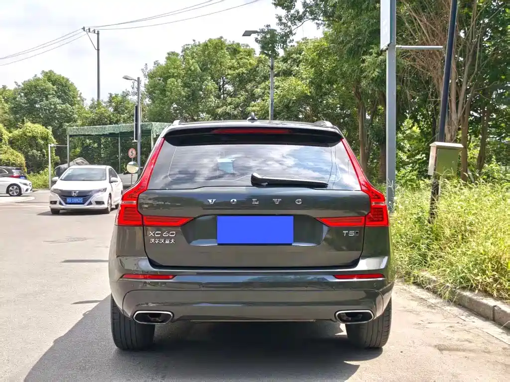 Volvo XC60 — миниатюра 3