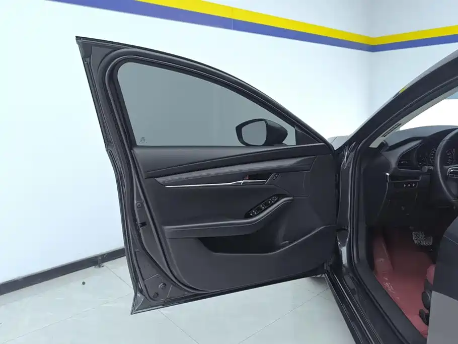 Mazda 3 Axela — миниатюра 7