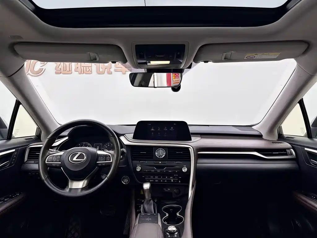Lexus RX — миниатюра 6