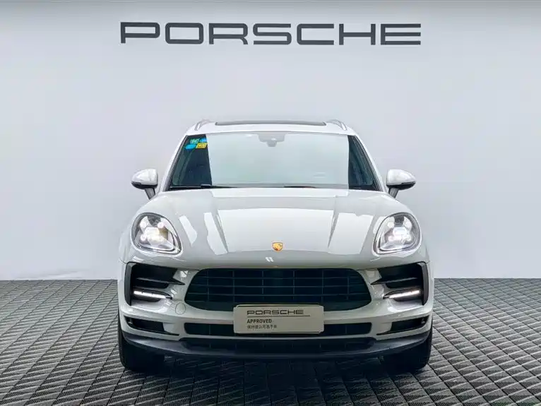 Porsche Macan — миниатюра 2