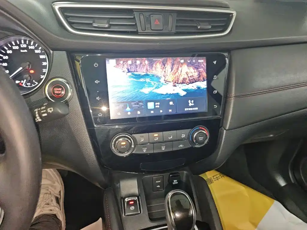 Nissan Qashqai — миниатюра 13