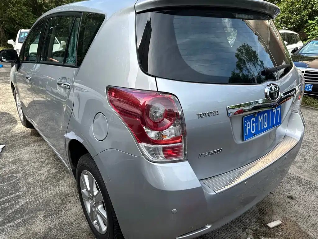 Toyota Verso — миниатюра 3