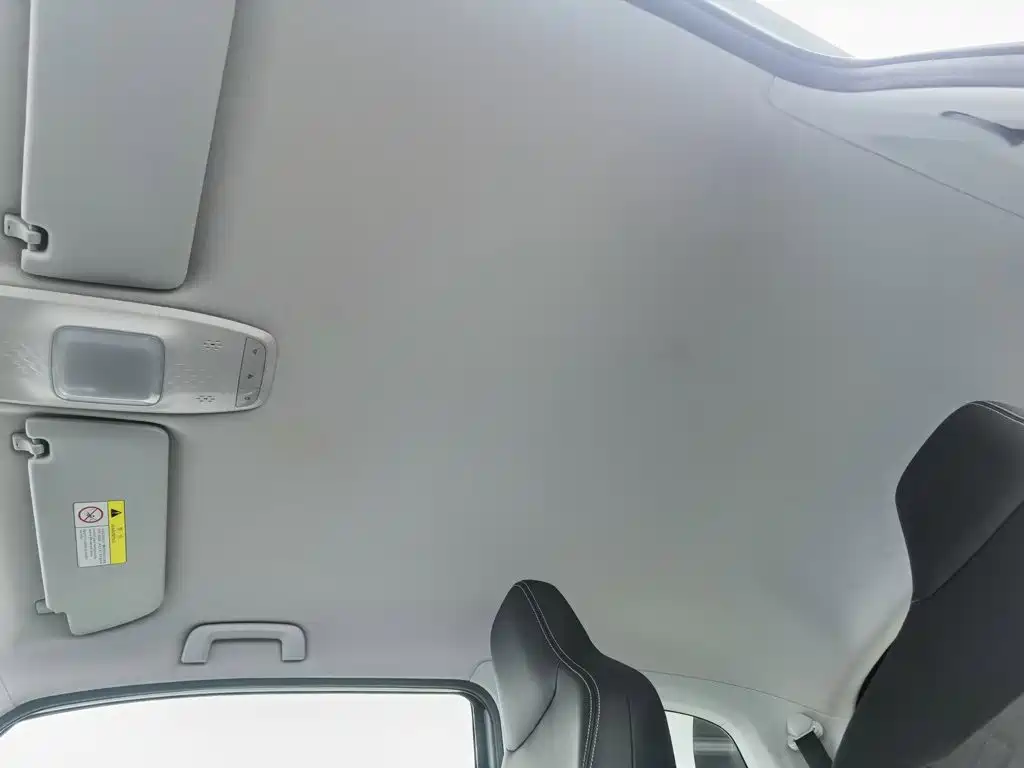 Baojun KiWi EV — миниатюра 14