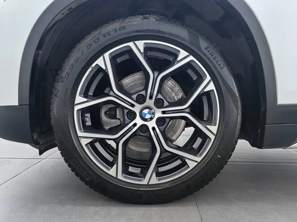 BMW X1 — миниатюра 17