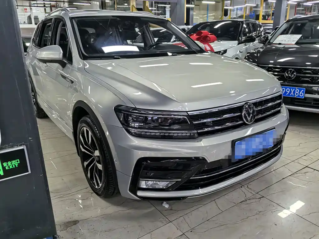Volkswagen Tiguan L — миниатюра 3