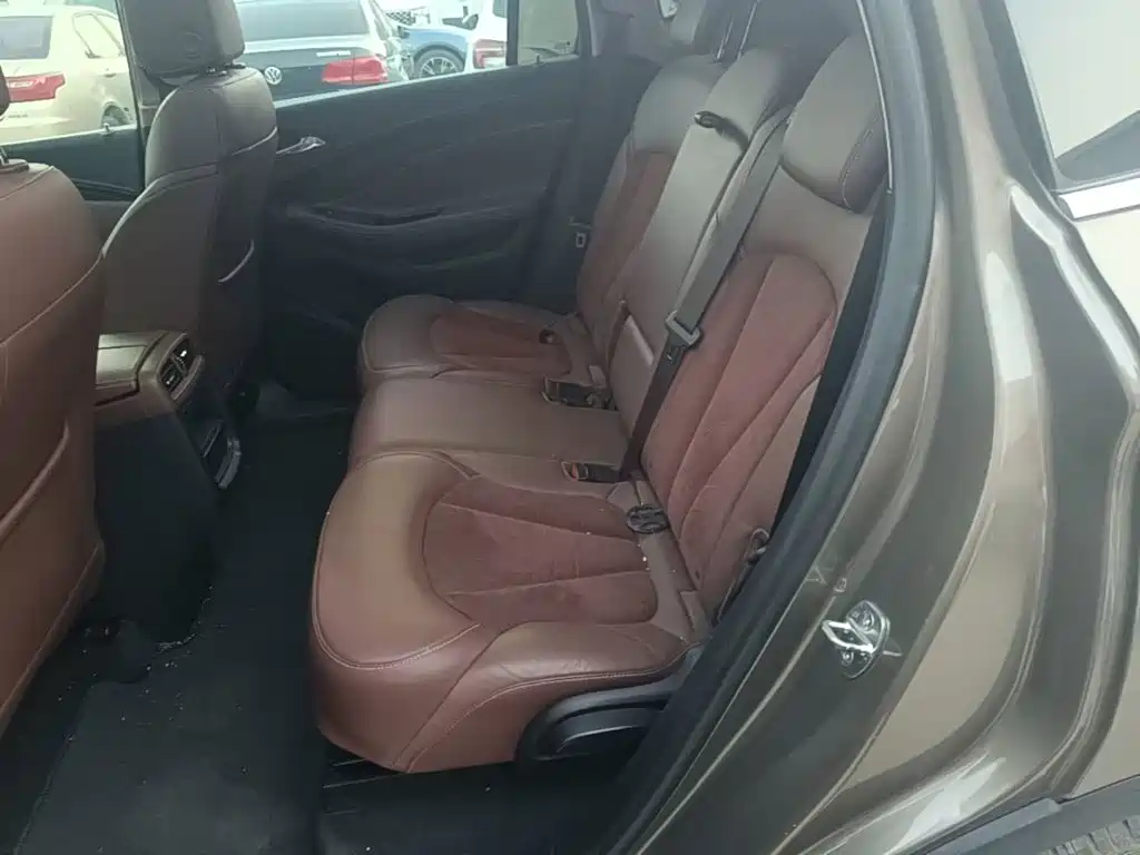 Buick Envision Plus — миниатюра 17