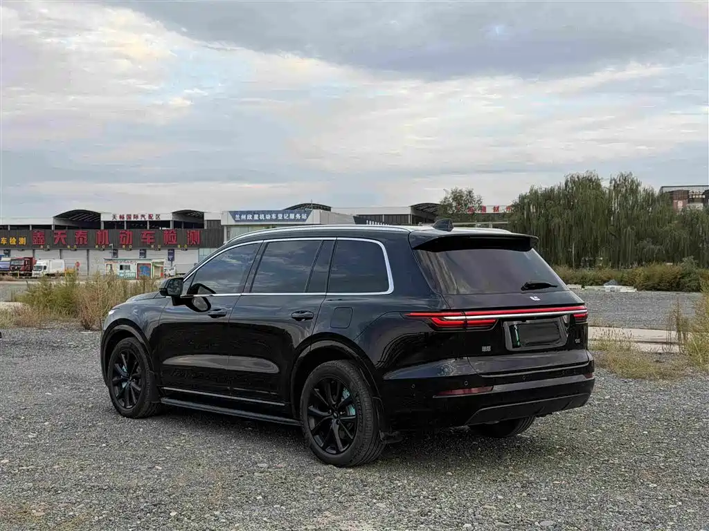 Li Auto Li ONE — миниатюра 6