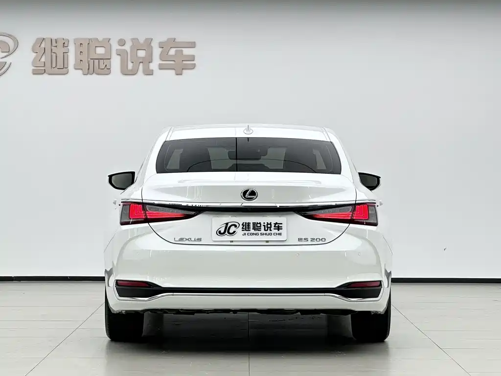 Lexus ES — миниатюра 4