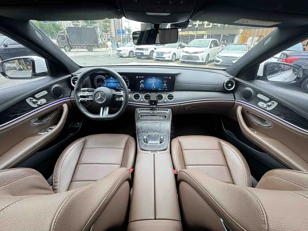 Mercedes-Benz E-Class E 2022 E 300 L Sport Fashion