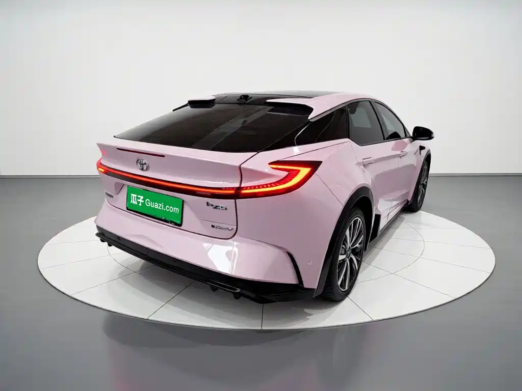 Toyota bZ5 2025 550 PRO