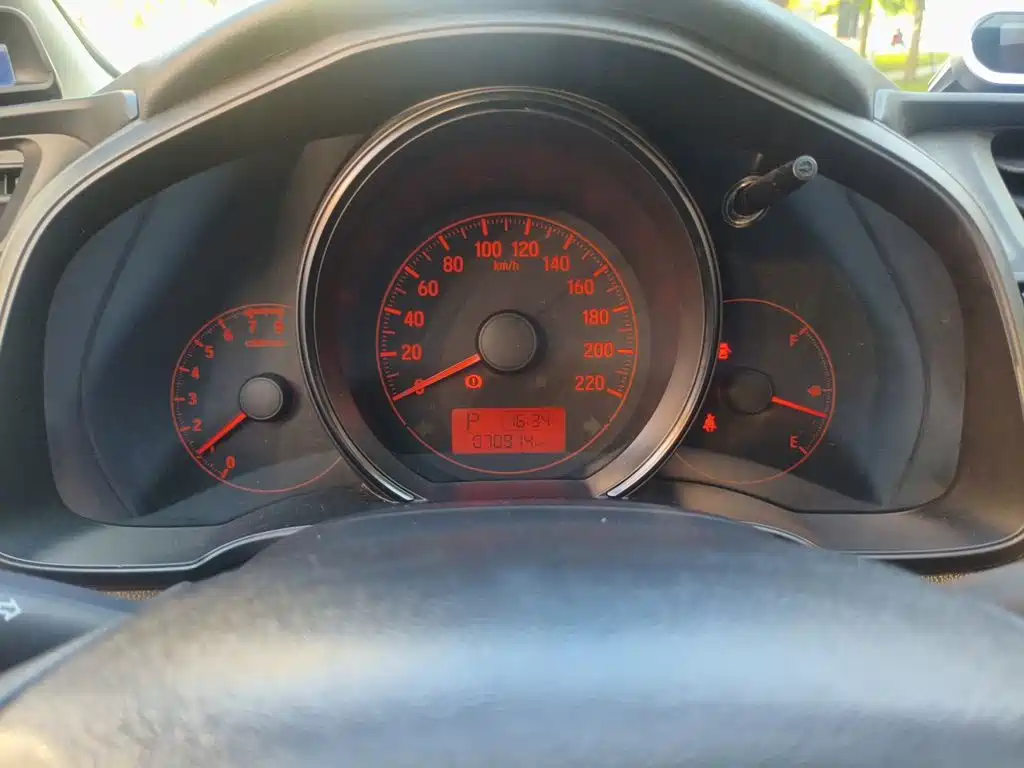 Honda Fit — миниатюра 7