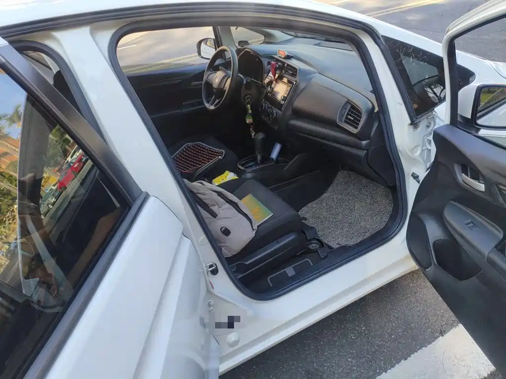Honda Fit — миниатюра 19