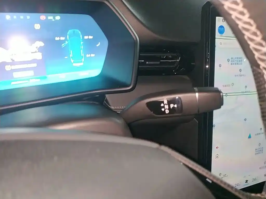 XPeng G3 — миниатюра 14