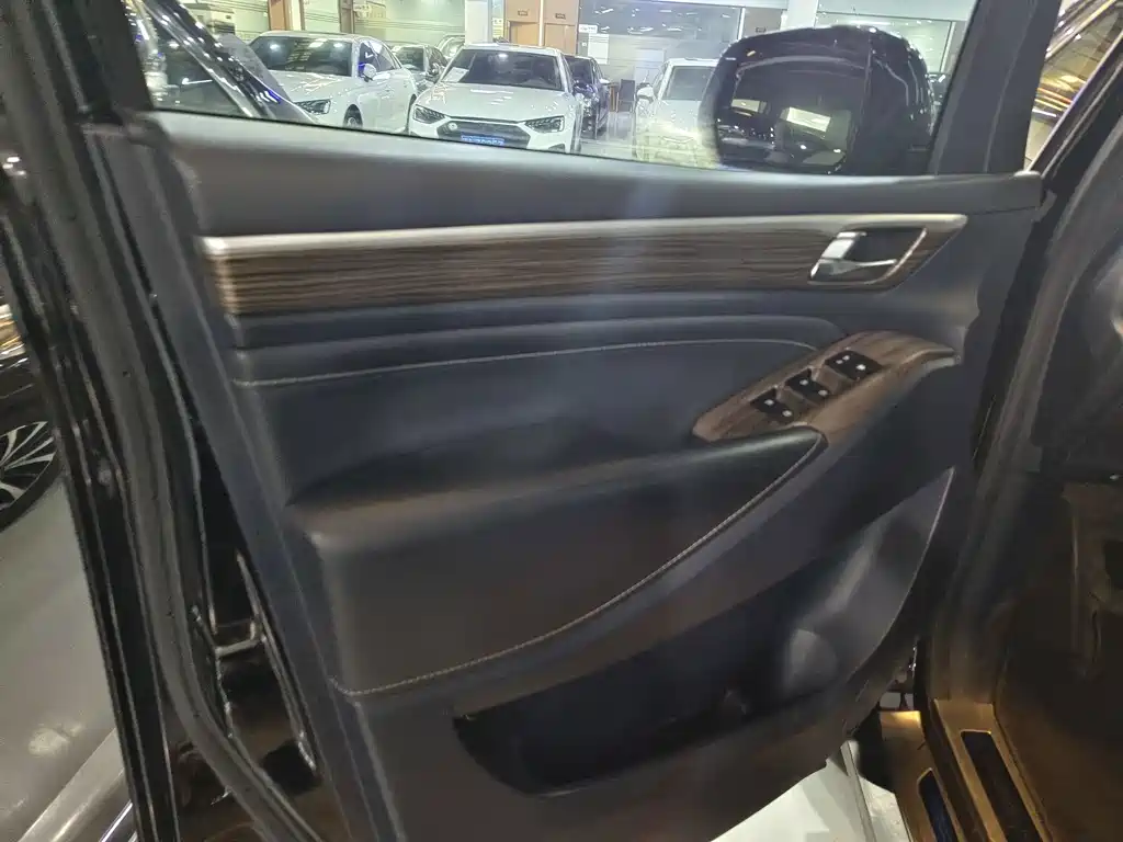 GAC Motor Trumpchi M8 — миниатюра 5